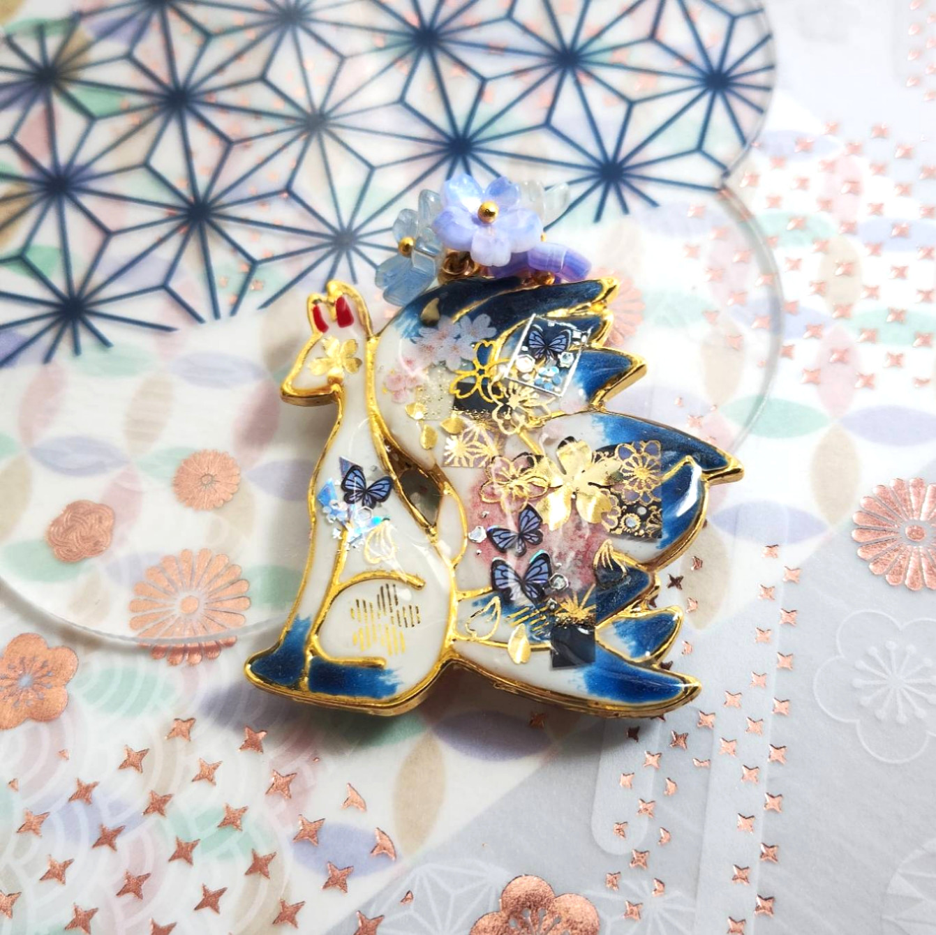 人気定番の レネレイド　狐のチャーム アクセサリー