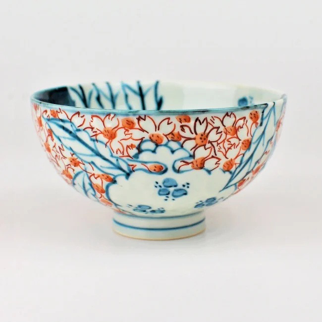 古赤絵春夏文様彫茶碗（小）【陶祥窯・有田焼】 4,884円