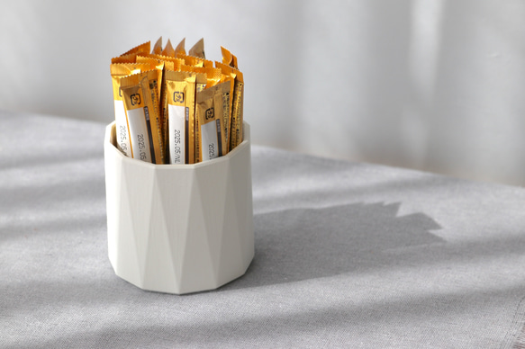 ペン立て　ペンスタンド　小物入れ　デザインポット　ホワイト（DesignPot_004） 2枚目の画像