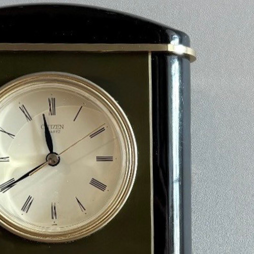 国産の古いレトロな置き時計 CITIZEN 置き時計 昭和レトロ
