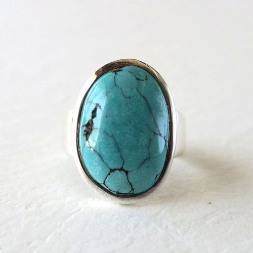 ITALY トルコ石 750 指輪　サイズ16 ターコイズ ブルー トルコ石 リング 大きめ 指輪 鏡面 フクリン留め