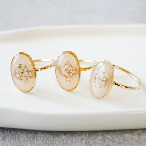 押し花リング（10号フリーサイズの指輪/クリーム） 指輪・リング schaf