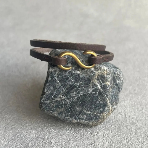 O*H様 【新品】☆ビューティービースト：真鍮留め具　レザー　ブレスレット O*H様 【新品】☆ビューティービースト：真鍮留め具 レザー