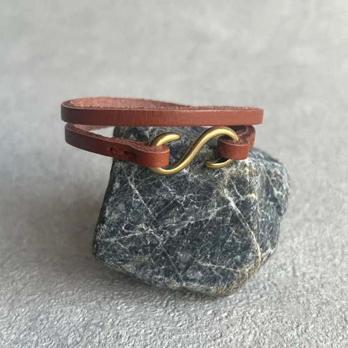 O*H様 【新品】☆ビューティービースト：真鍮留め具　レザー　ブレスレット O*H様 【新品】☆ビューティービースト：真鍮留め具 レザー