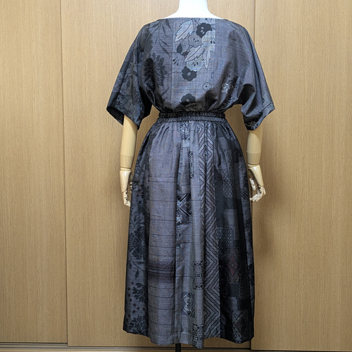 SOLD 着物リメイク ブラウス・ギャザースカート 大島紬 フリーサイズ
