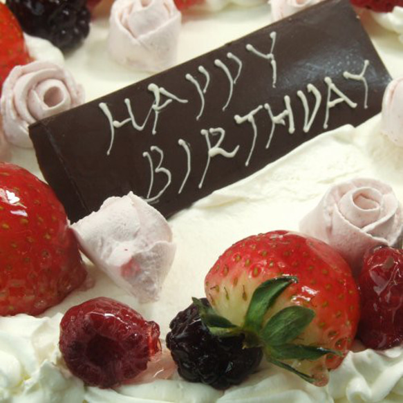 リースのような生デコレーション　ラズベリー味のバラ　お誕生日、記念日に最適　19vm 6枚目の画像