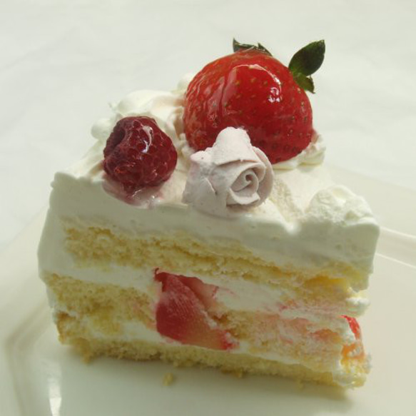 リースのような生デコレーション　ラズベリー味のバラ　お誕生日、記念日に最適　19vm 5枚目の画像