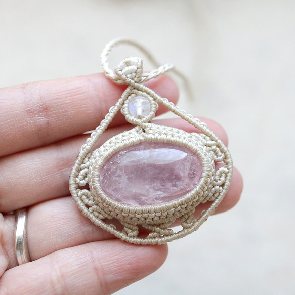 ローズクォーツ天然石マクラメネックレスmac412-エスニックアジアンエキゾチックなアレルギーフリーの大振りアクセサリー 13枚目の画像