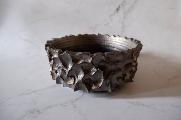 8号燻し金彩盆栽鉢930　塊根植物　多肉植物　盆栽　植木鉢　作家鉢　鉢皿　沖縄 1枚目の画像