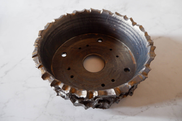 8号燻し金彩盆栽鉢930　塊根植物　多肉植物　盆栽　植木鉢　作家鉢　鉢皿　沖縄 4枚目の画像