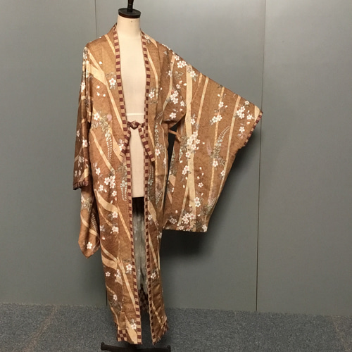 小紋　フルセット　着物　正絹　ストライプ　レトロ　古風　茶ブラウン　花　F7 小紋 着物 反物 レディース ちりめん 踊り 舞台 シック 洗える着物 茶