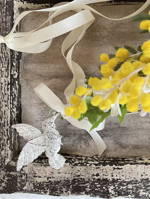 「ミモザとデイジーの壁掛け」母の日ﾌﾗﾜｰ2025・・・新年度、母の日フラワー、ブライダル 4枚目の画像