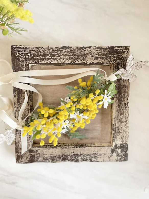 「ミモザとデイジーの壁掛け」母の日ﾌﾗﾜｰ2025・・・新年度、母の日フラワー、ブライダル 3枚目の画像