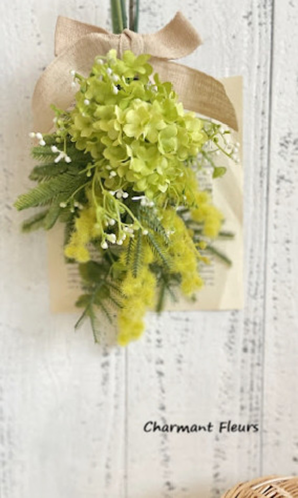 【アーティフィシャルフラワーのスワッグ】ミモザとビバーナムのスワッグ・・新年度、母の日フラワー、ブライダル 1枚目の画像