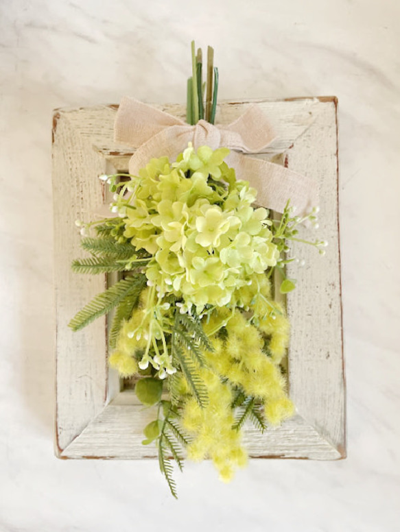 【アーティフィシャルフラワーのスワッグ】ミモザとビバーナムのスワッグ・・新年度、母の日フラワー、ブライダル 5枚目の画像