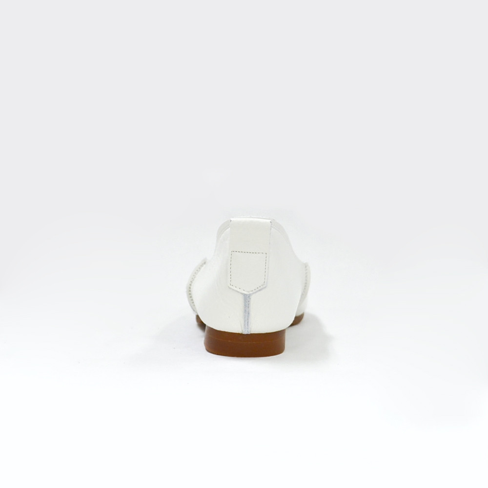 ｜春ファッション｜レザーフラットシューズ(White）