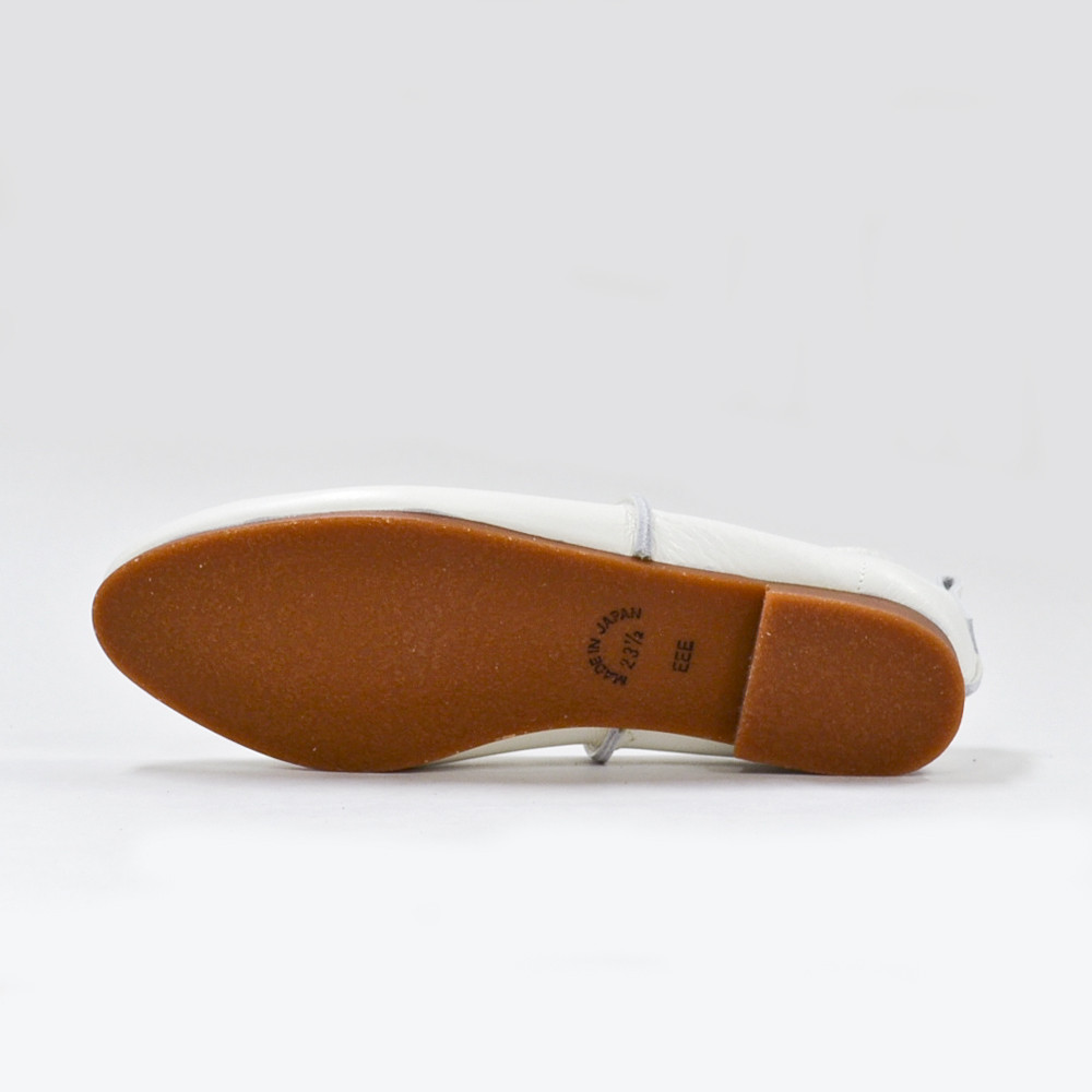 ｜春ファッション｜レザーフラットシューズ(White）