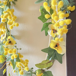 【ｱｰﾃｨﾌｨｼｬﾙﾌﾗﾜｰの壁掛け】ミﾓｻﾞとﾊﾟﾝｼーの壁掛け・・・新年度、母の日フラワー、ブライダル 3枚目の画像