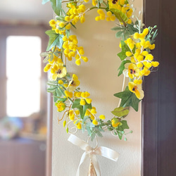 【ｱｰﾃｨﾌｨｼｬﾙﾌﾗﾜｰの壁掛け】ミﾓｻﾞとﾊﾟﾝｼーの壁掛け・・・新年度、母の日フラワー、ブライダル 1枚目の画像