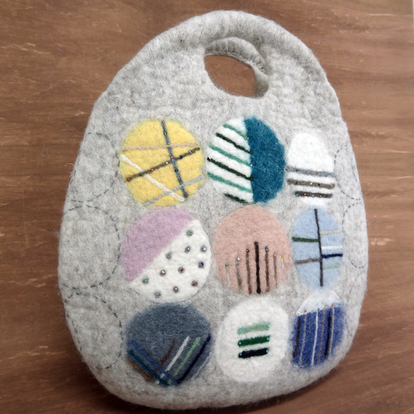 フェルトのたまごバッグ 3枚目の画像