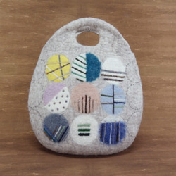 フェルトのたまごバッグ 2枚目の画像