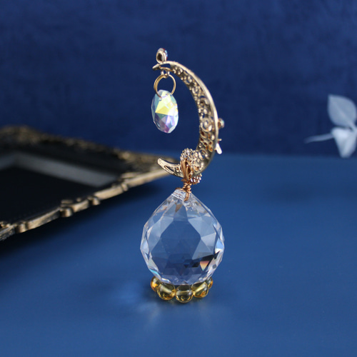 置き型✴︎省スペースに飾れる♪星読みの三日月サンキャッチャー［受注