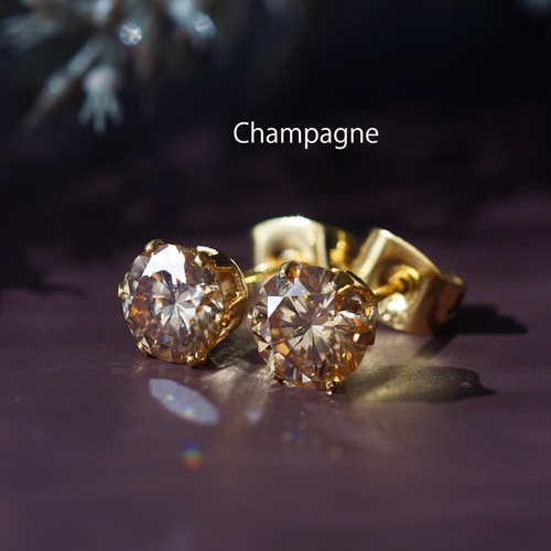 大粒！モアサナイトの6mmサージカルステンレス・スタッド