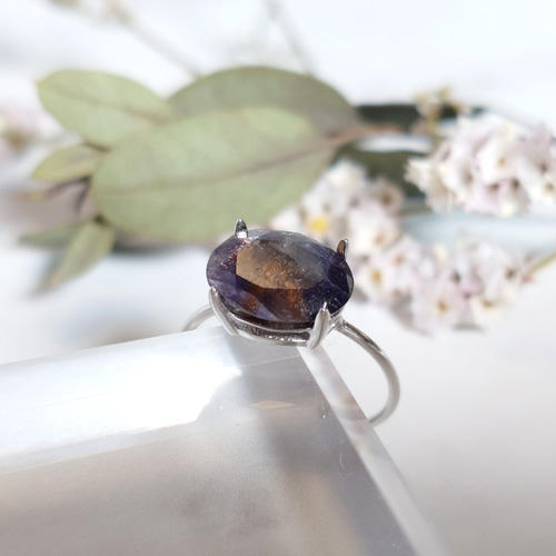 アイオライトサンストーン ラウンド 18kgp リング 一点物】アイオライトサンストーン ラウンド 18kgp リング の通販 by