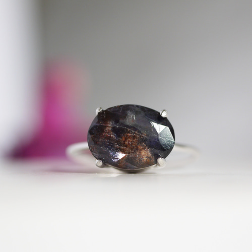 アイオライトサンストーンのリング 指輪・リング 天然石とアクセサリー