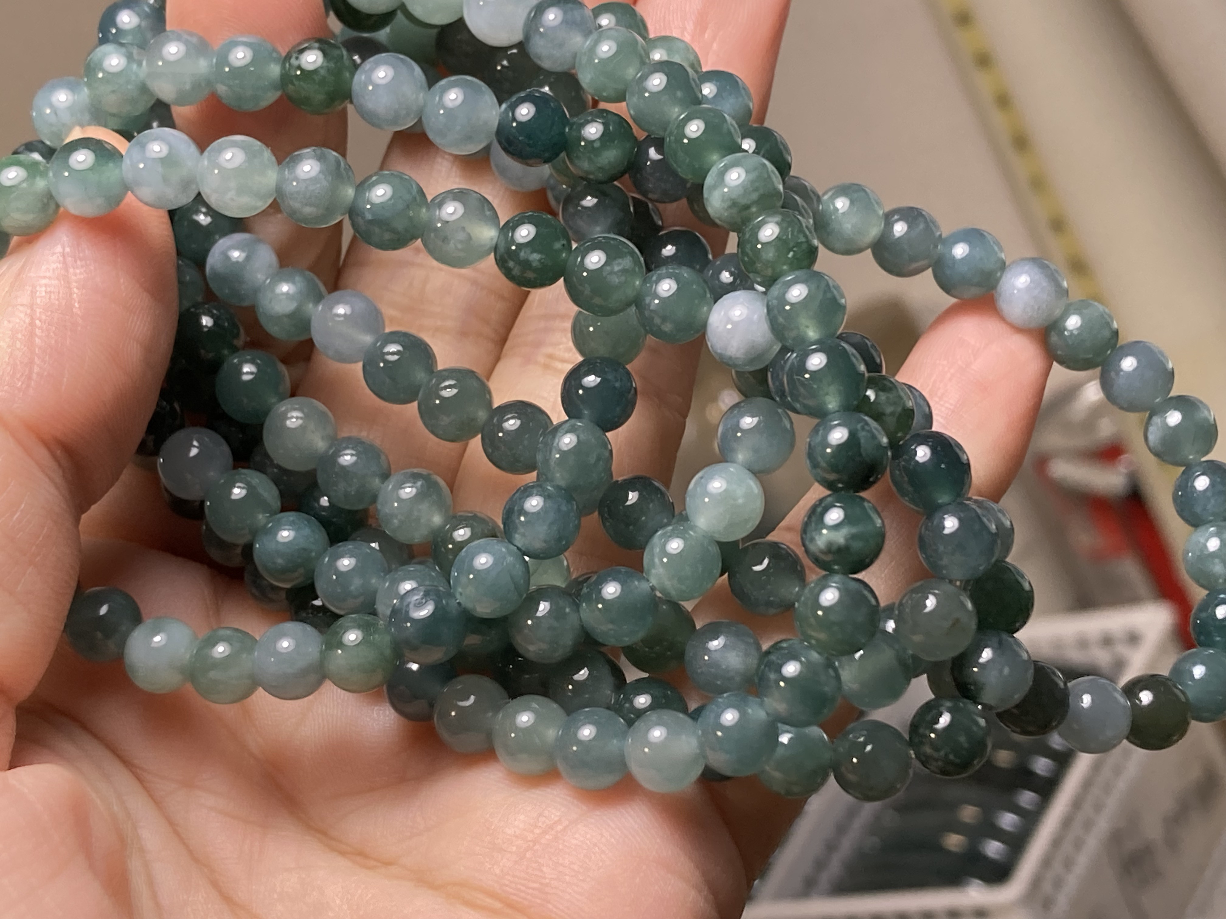 本翡翠バングル グァテマラ産 氷種 無含浸 無着色 | FARBE