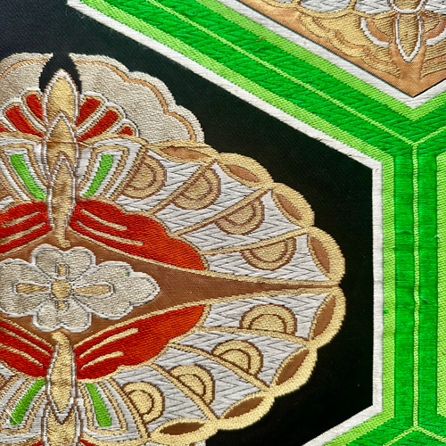 帯のファブリックパネル 晴れやかな漆黒（4枚セット） 着物 リメイク