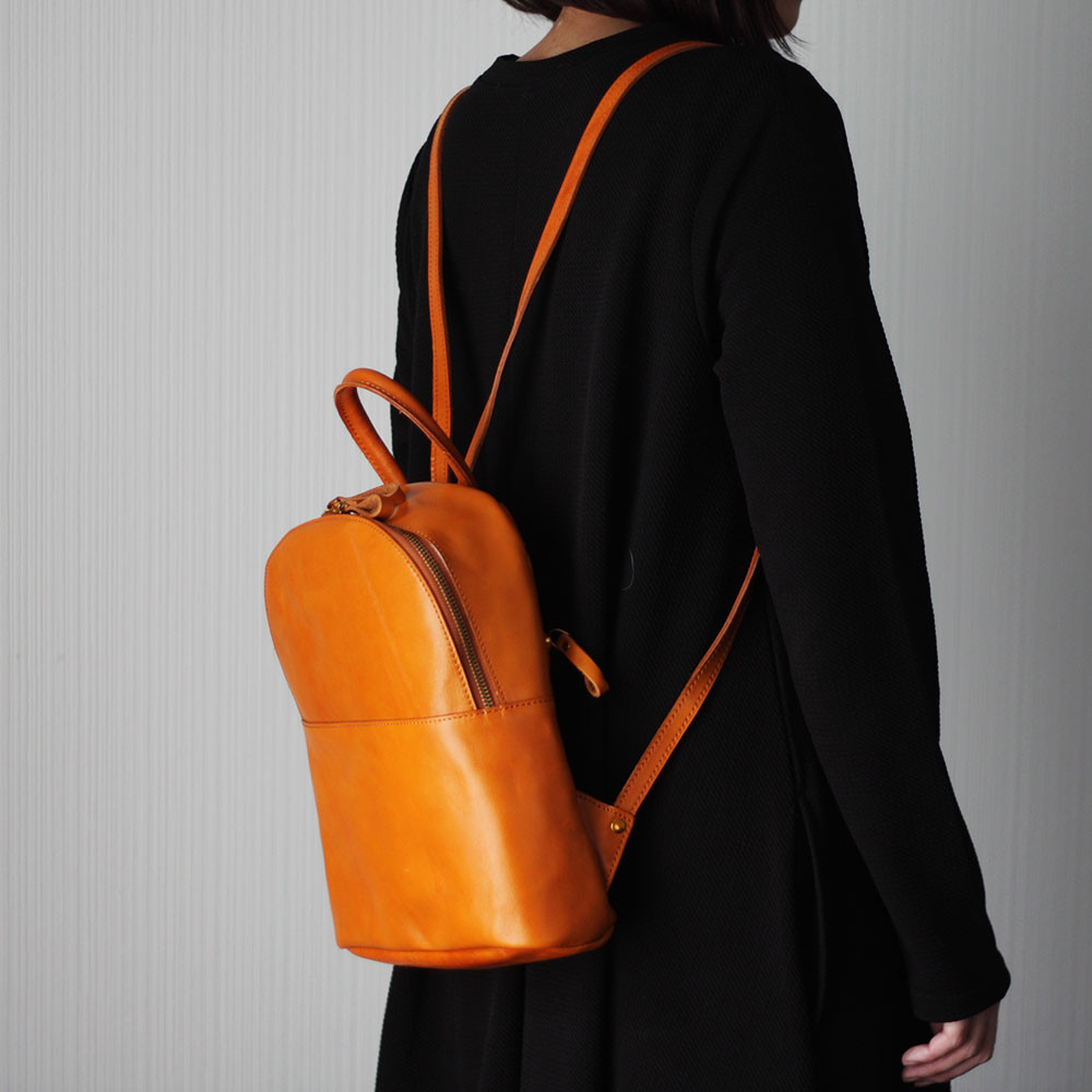 本革 シンプルミニリュックサック 小さめ 軽い レザー 牛革 ダブルファスナー 大人可愛い 通勤 通学 B-367