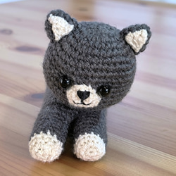 あみぐるみ ちびねこ 猫 スコティッシュ風 グレーw キーホルダー