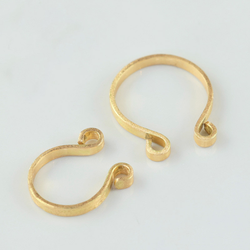 【K18 イヤーカフ】片耳販売  K18 イヤーカフ リボン 大 小 華奢 ハンドメイド プレゼントにも