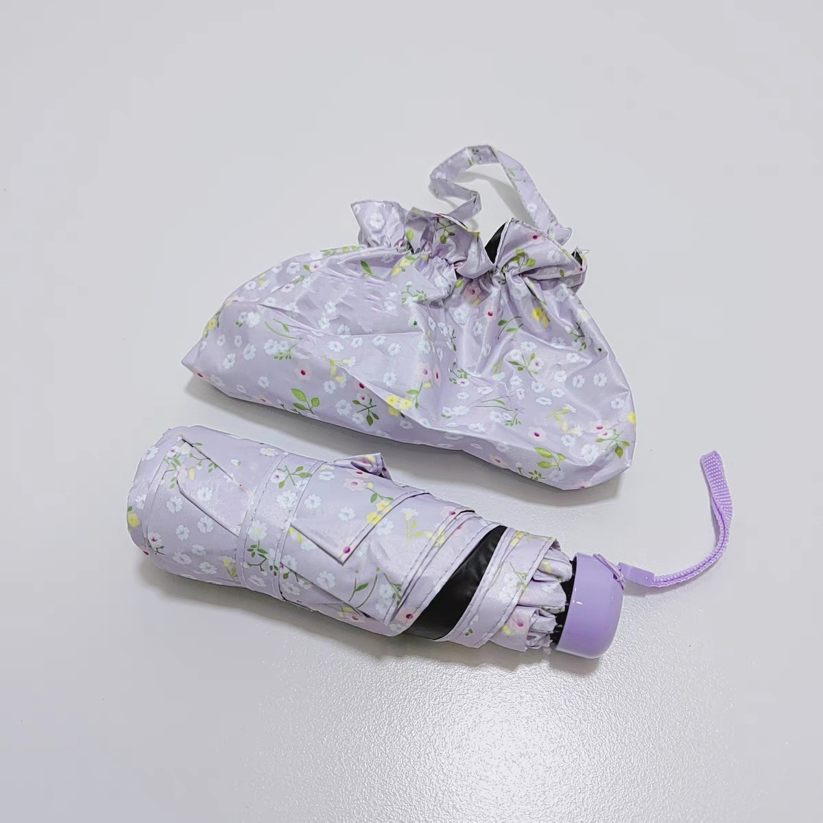 ミニ傘、携帯便利、超軽量、晴雨兼用、折りたたみ傘、日傘 、UVカット、遮光、遮熱、手動開閉タイプ、小さな花柄、梅雨対策