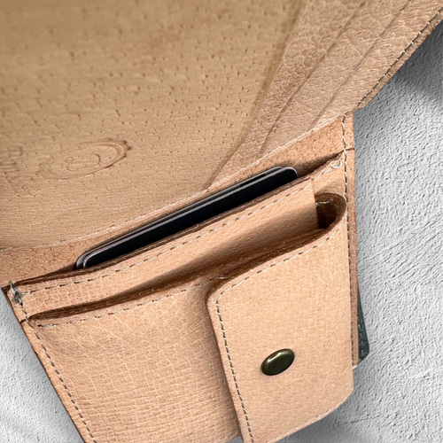 二つ折り本革財布 ネイビー×ナチュラル 〜使い込む程に手に馴染んで