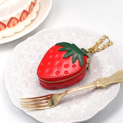 いちごなカードケース（牛革製名刺入れ） 名刺入れ・カードケース