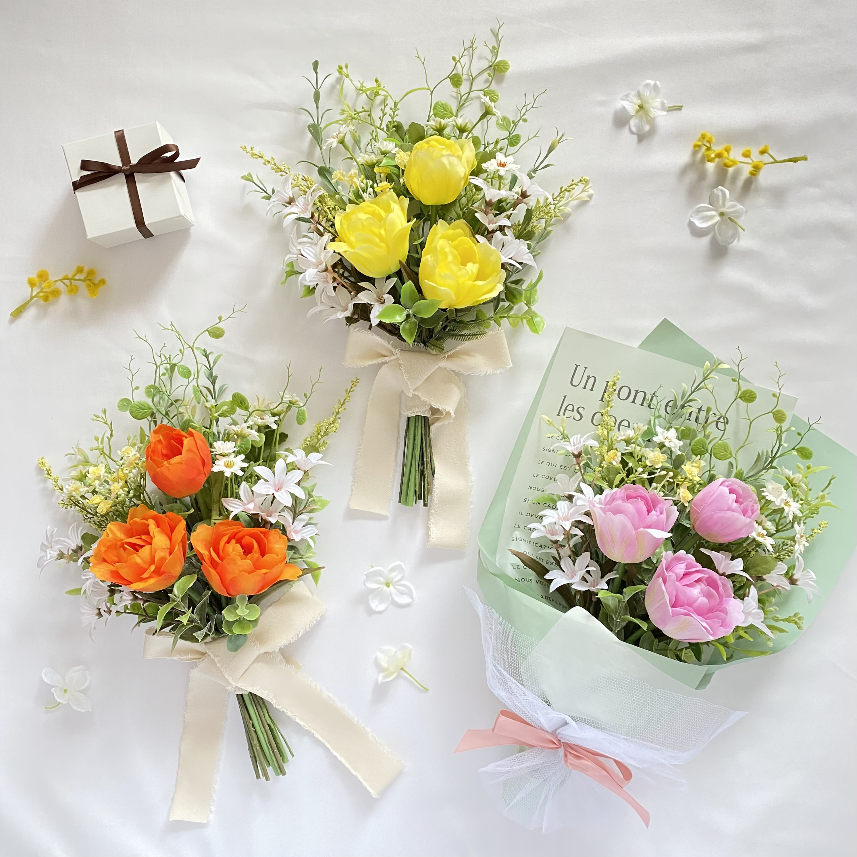チューリップとかすみの花束 スワッグ（ブーケ・入学・卒業・送別・結婚祝い・引越し祝い・プレゼント・ギフト・お礼・お祝い）