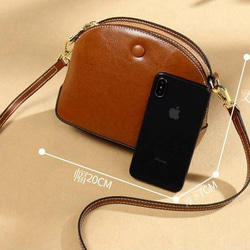 本革 ショルダー レディースバッグ 斜めがけショルダー付き ボディバッグ 長財布が入る　猫ログ選べる！ 7枚目の画像