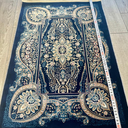 ネイビー色モダンな花柄ハイブリッドシルク玄関マット 約48cm x 70cm
