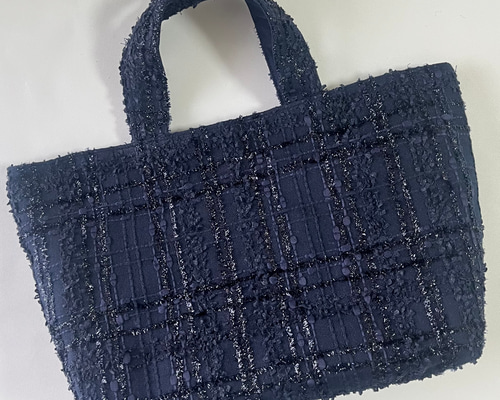 リントンツイード 底板付きMサイズ舟形トートバッグ ラメチェック&濃紺