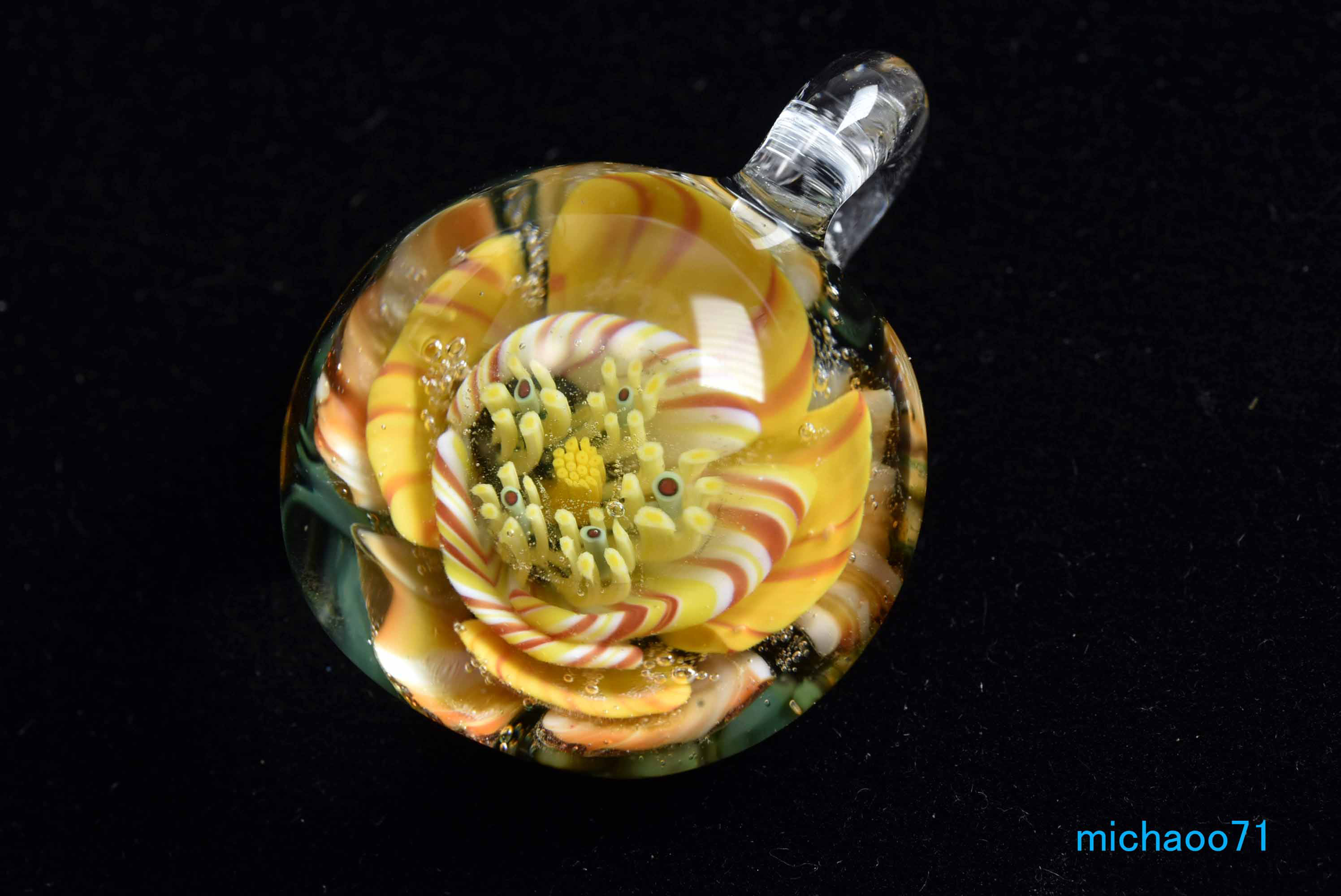 フラワー ガラスのペンダントトップ　(12146-P21) GLASS FLOWER  ＃ガラスアクセサリー