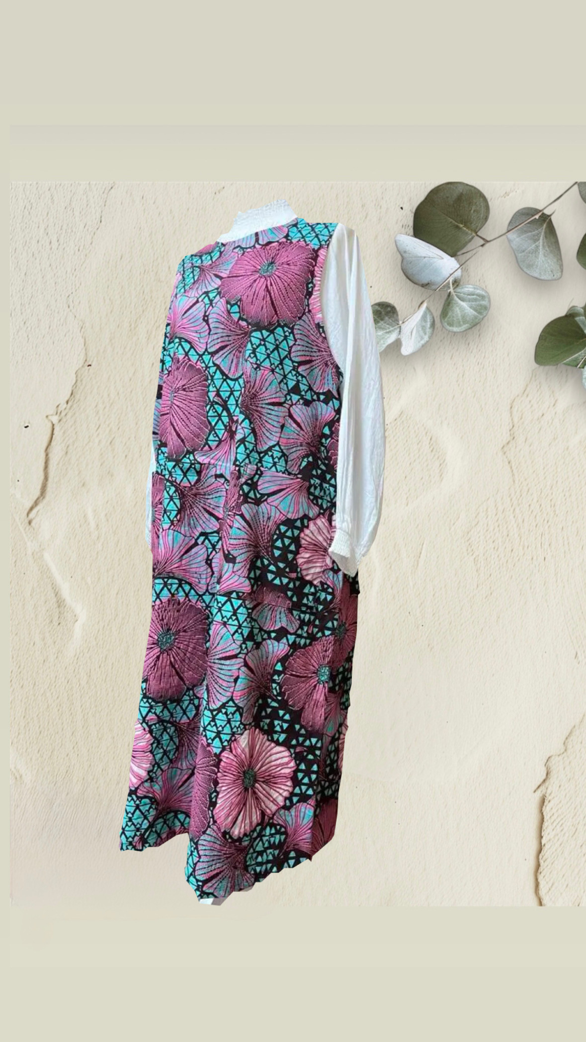 アフリカ布　エプロンとしてもワンピースとしても楽しめる！　ゆったりエプロンワンピース