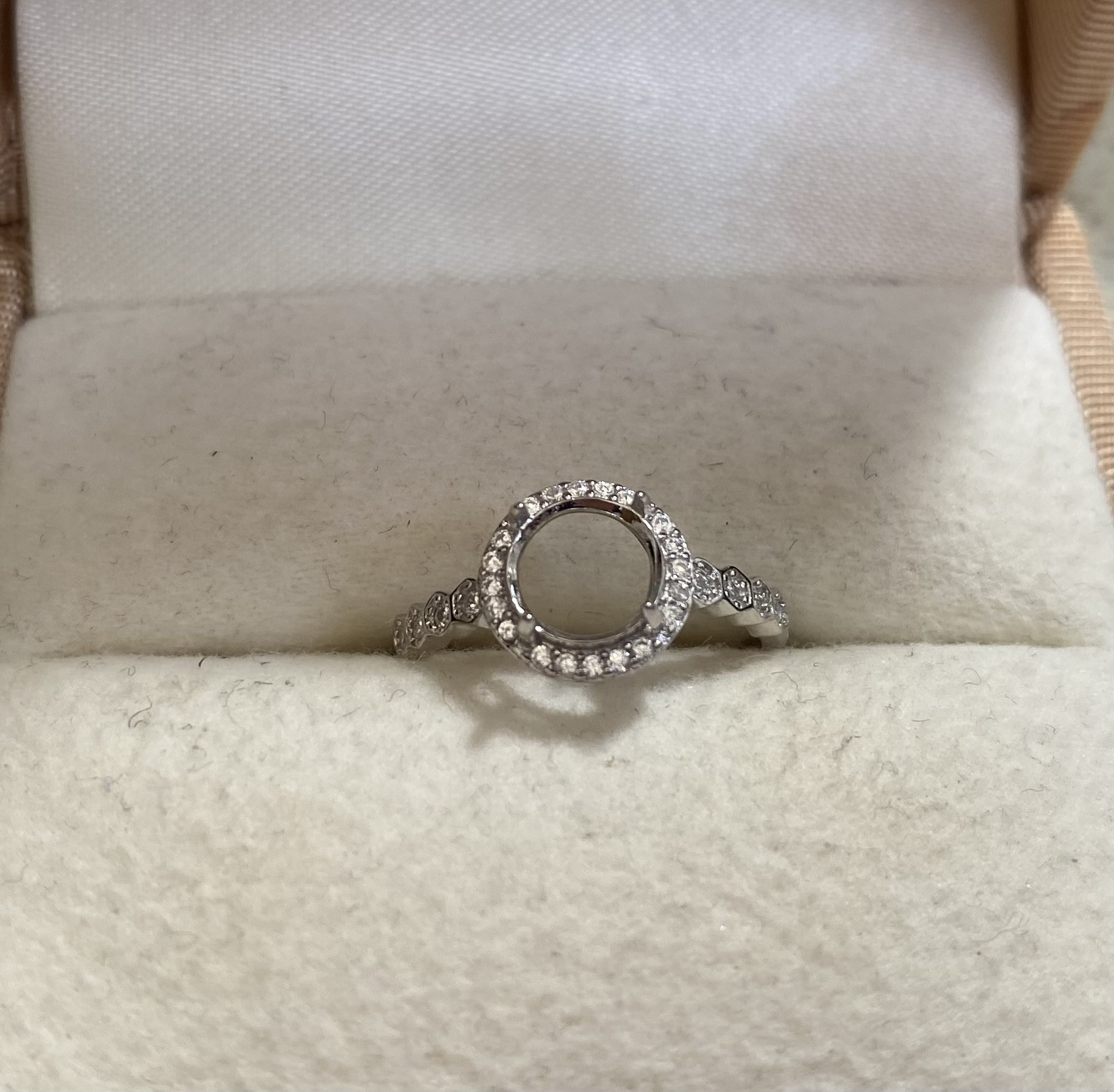 リング空枠　ラウンド7ミリ　フリーサイズ