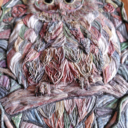 青枢展奨励賞受賞作品・新聞紙立体アート・一点物・ステンドガラスに