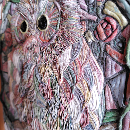 青枢展奨励賞受賞作品・新聞紙立体アート・一点物・ステンドガラスに