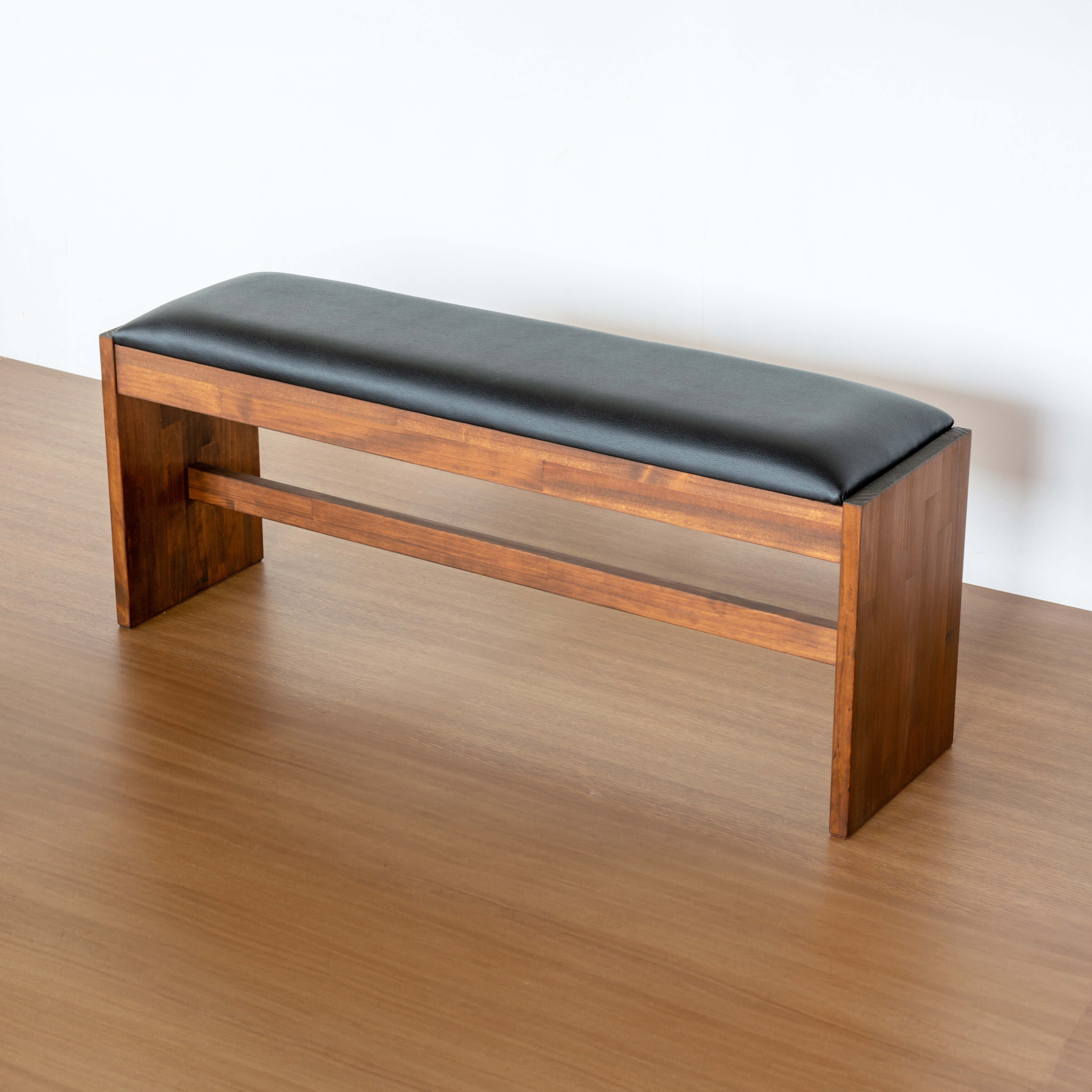 フラットベンチ