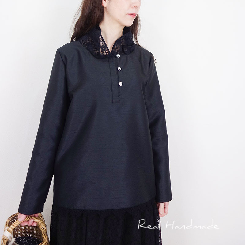 ワッシャーブラックラッセルレース襟クシュブラウス*卒園　卒業　入学式　冠婚葬祭　結婚式　フォーマル