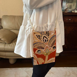 P19 ポケット代わりに！帯から作ったお洒落なスマホショルダー、携帯ポシェット 4枚目の画像