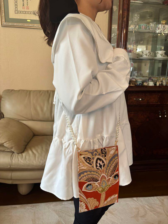 P19 ポケット代わりに！帯から作ったお洒落なスマホショルダー、携帯ポシェット 3枚目の画像